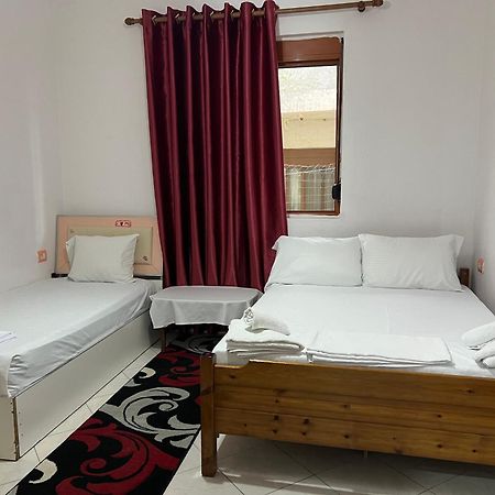 Ersi Apartment Драч Екстериор снимка