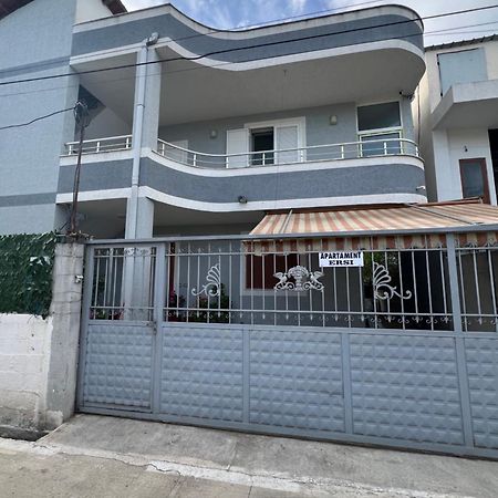 Ersi Apartment Драч Екстериор снимка