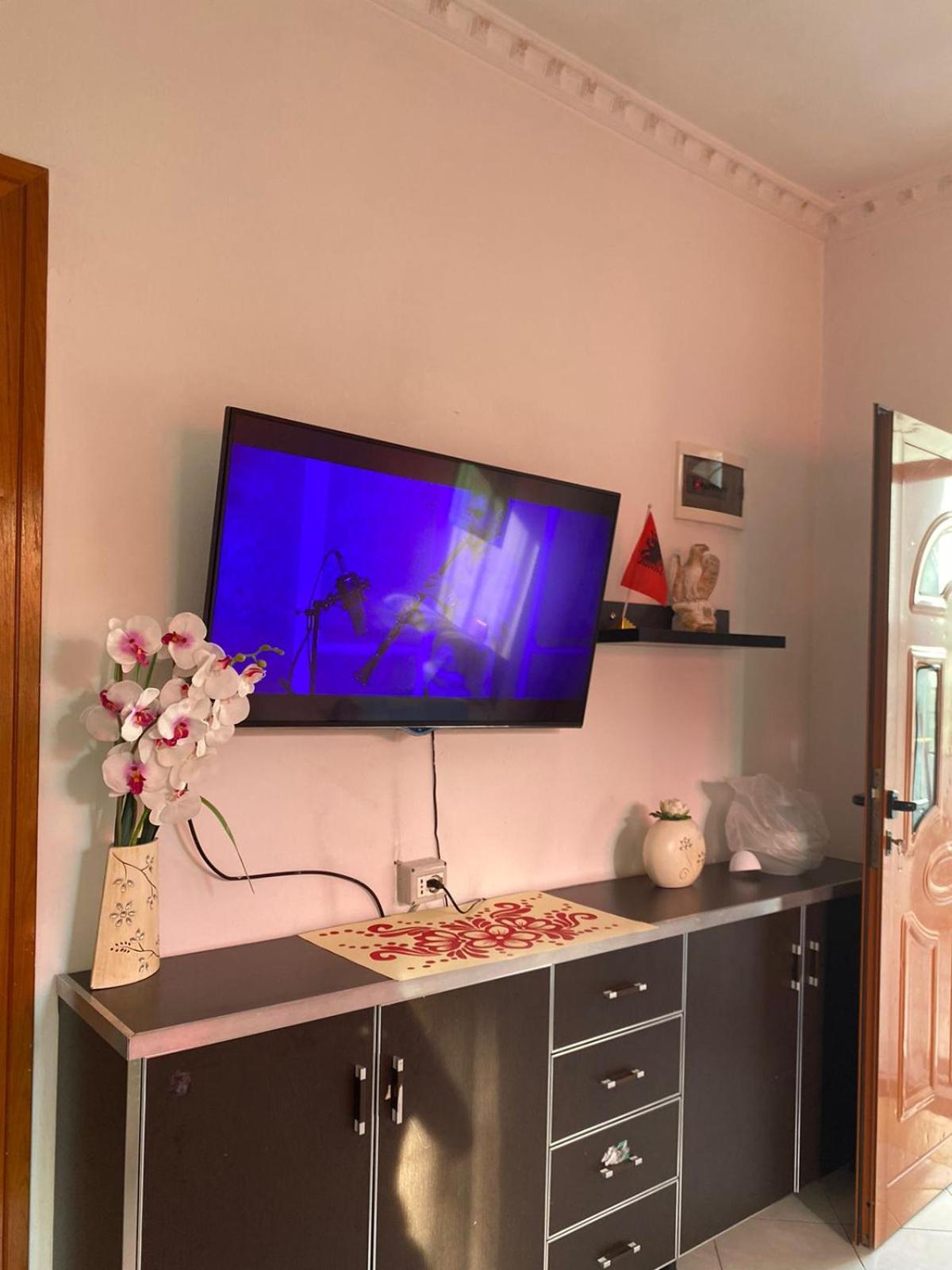 Ersi Apartment Драч Екстериор снимка
