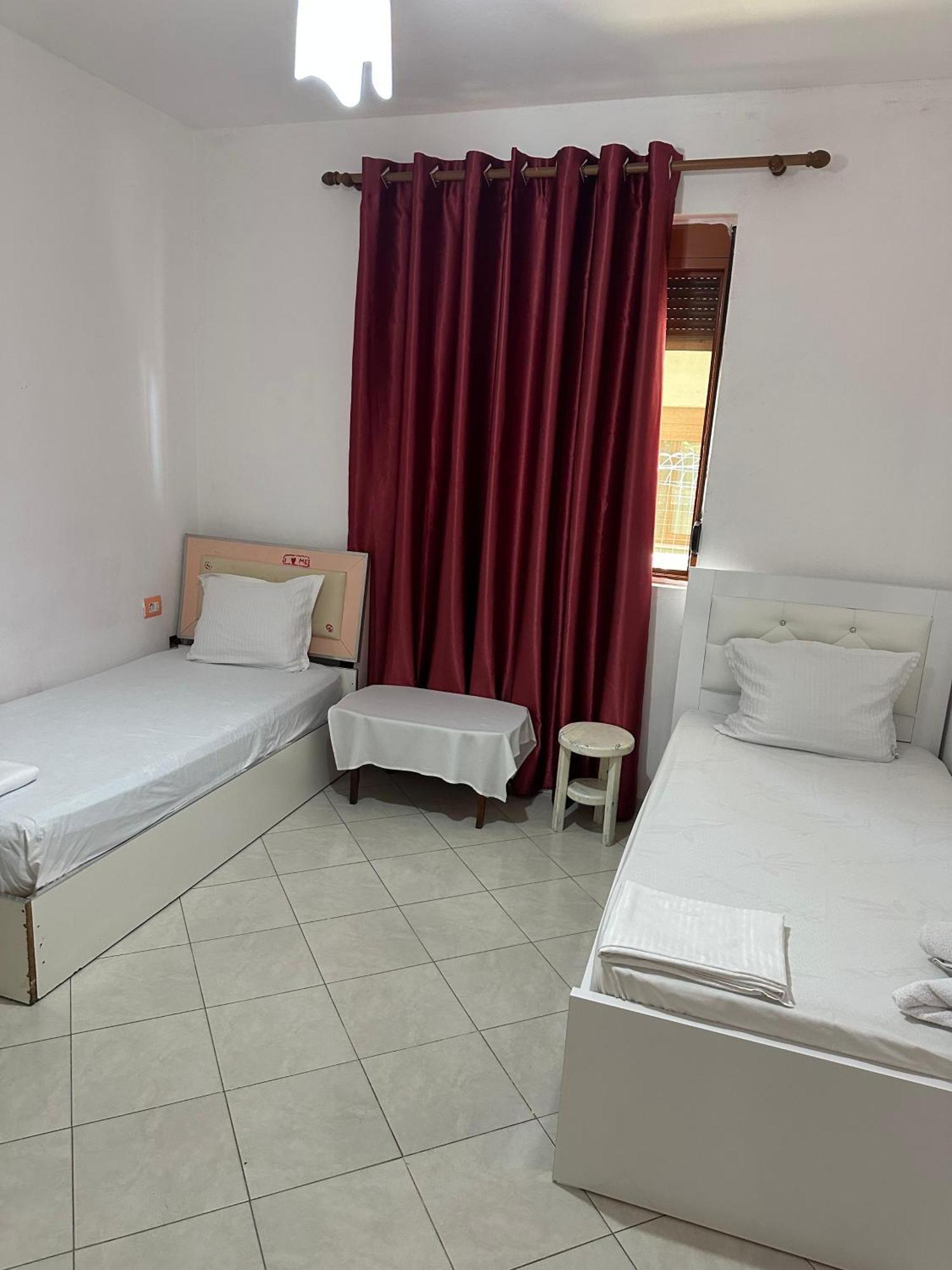 Ersi Apartment Драч Екстериор снимка